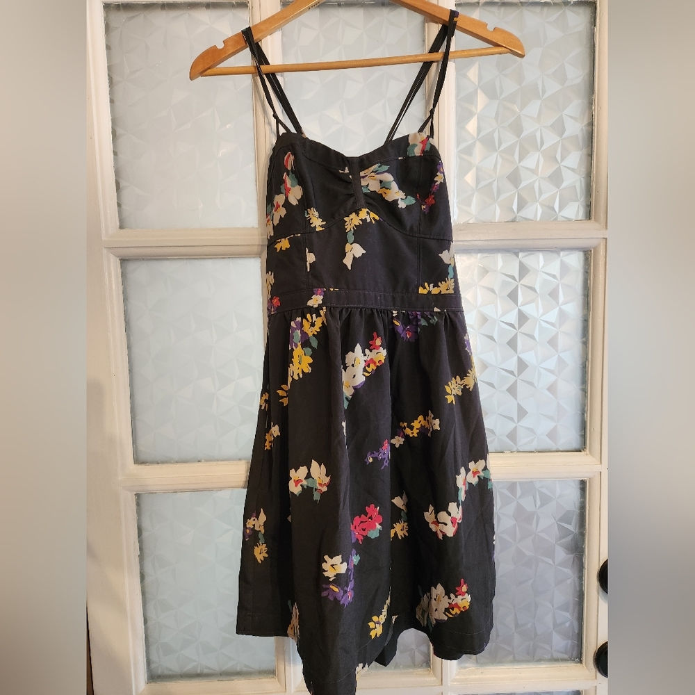 American eagle black floral cross back tie dress with pockets